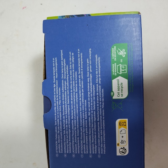 2 Boxes Disney ENCANTO Set‎ of 10 Light Hanging String Lights Reusable Stickers - Picture 11 of 16